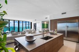 Picture of 3581 E Glencoe St # 502, Miami, FL 33133