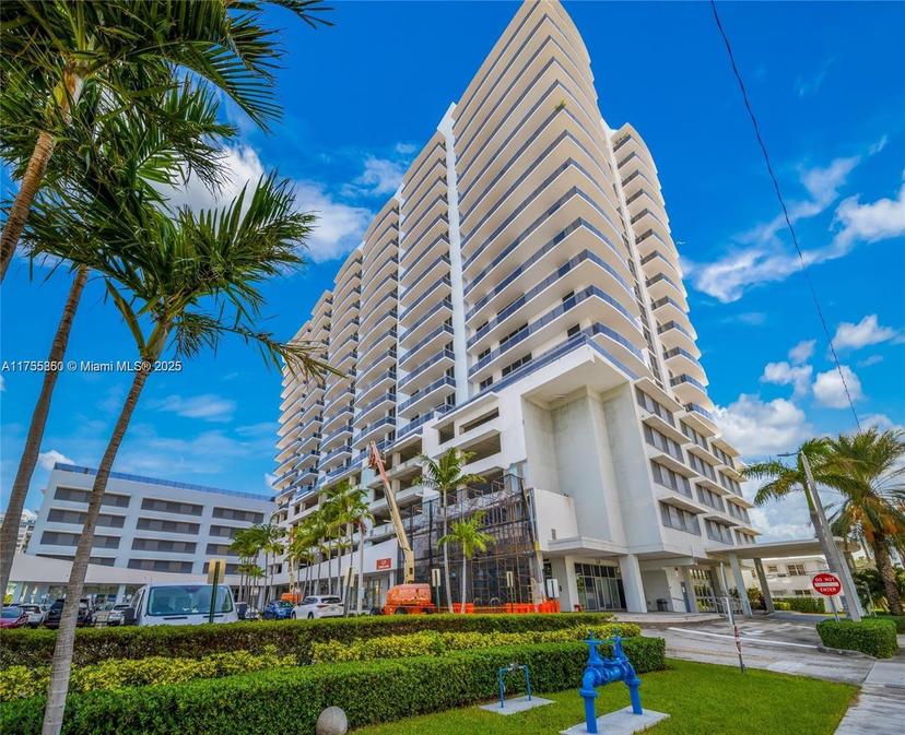Picture of 7901 Hispanola Ave # 708, North Bay Village FL 33141