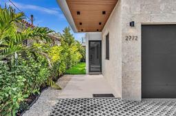 Picture of 2772 SW 32 Ct, Miami, FL 33133