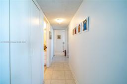 Picture of 3800 S Ocean Dr # 721, Hollywood, FL 33019