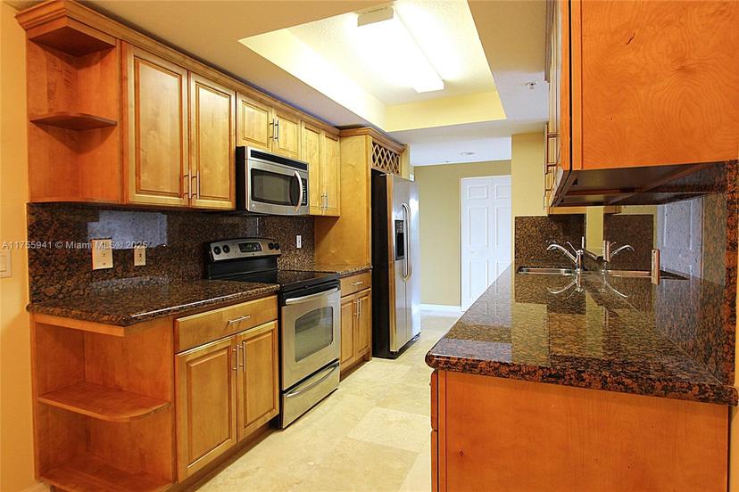 Picture of 3530 SW 22Nd St # 505, Miami FL 33145