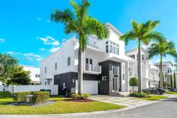 Picture of 3453 NW 84Th Ct, Doral, FL 33122
