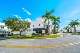 Picture of 3453 NW 84Th Ct, Doral, FL 33122