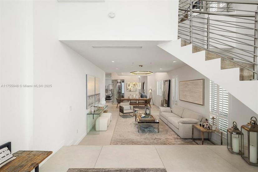 Picture of 3453 NW 84Th Ct, Doral FL 33122