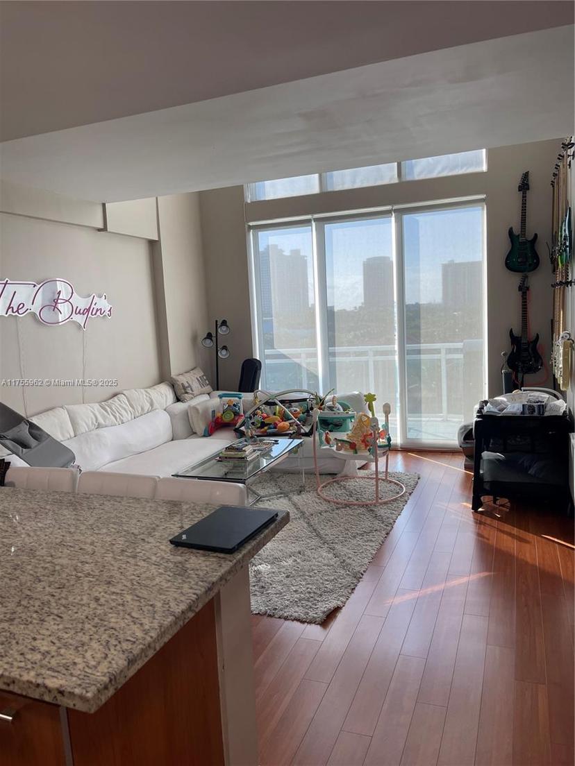 Picture of 3000 NE 188Th St # 706, Aventura FL 33180