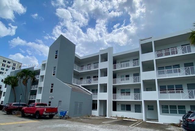 Picture of 2860 NE 14Th St Cswy # 204D, Pompano Beach FL 33062