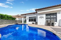 Picture of 8328 NW 26Th Ct, Cooper City, FL 33024