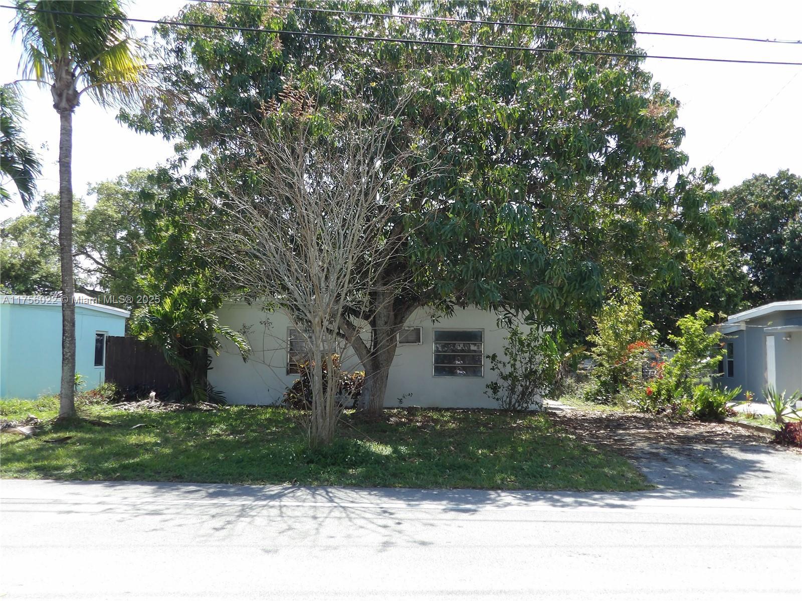 Picture of 1766 NE 183Rd St, North Miami Beach, FL 33179