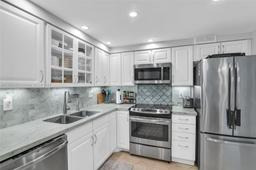 Picture of 1401 S Ocean Dr # 305, Hollywood, FL 33019