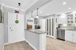 Picture of 1401 S Ocean Dr # 305, Hollywood, FL 33019