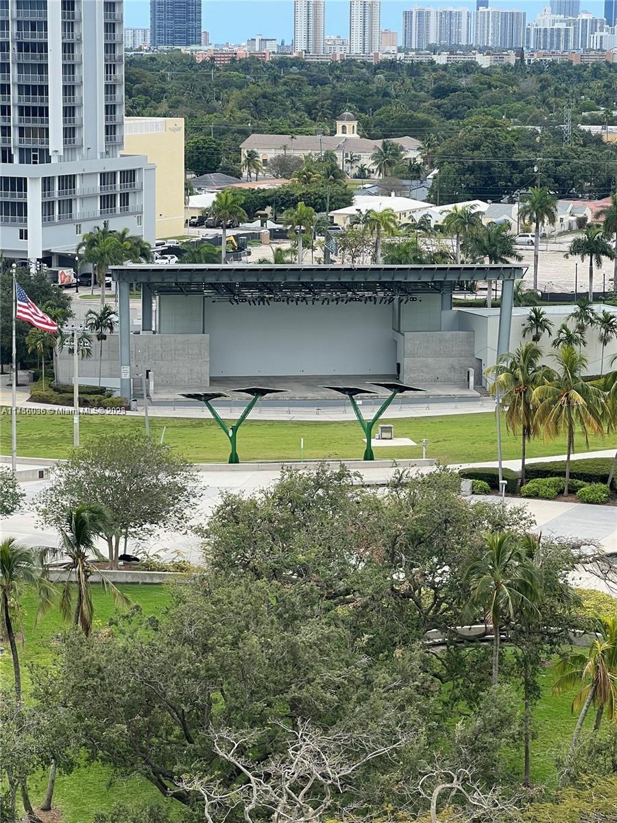 Picture of 1830 Radius Dr # 1123, Hollywood, FL 33020