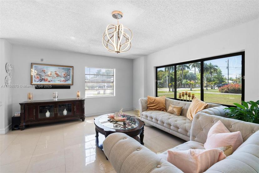 Picture of 530 SW Second St, Homestead FL 33034
