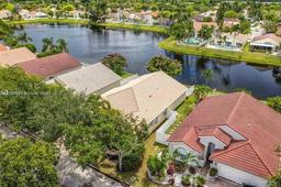 Picture of 4974 SW 34Th Ter, Hollywood, FL 33312