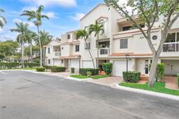 Picture of 21375 Marina Cove Cir # A, Aventura, FL 33180