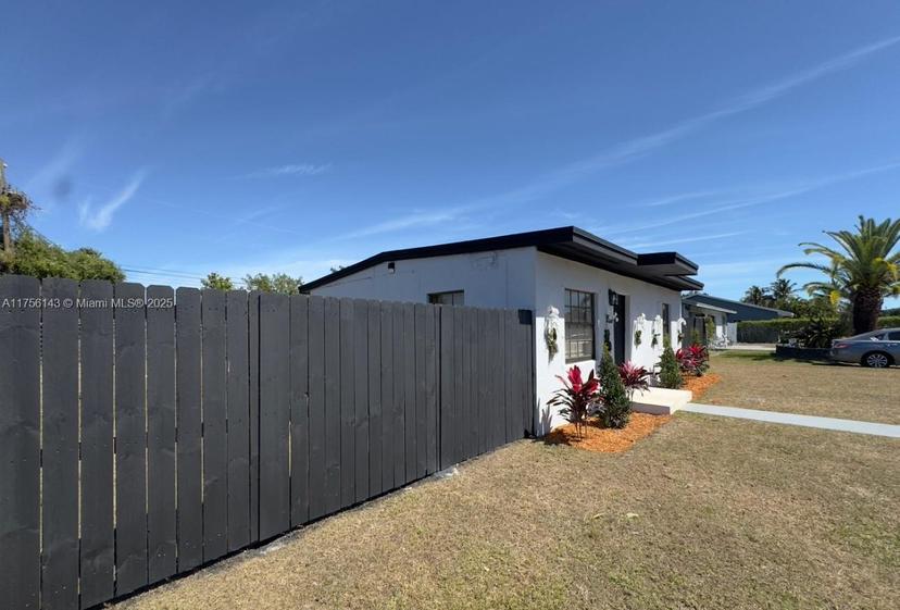Picture of 10245 SW 170Th Ter, Miami FL 33157