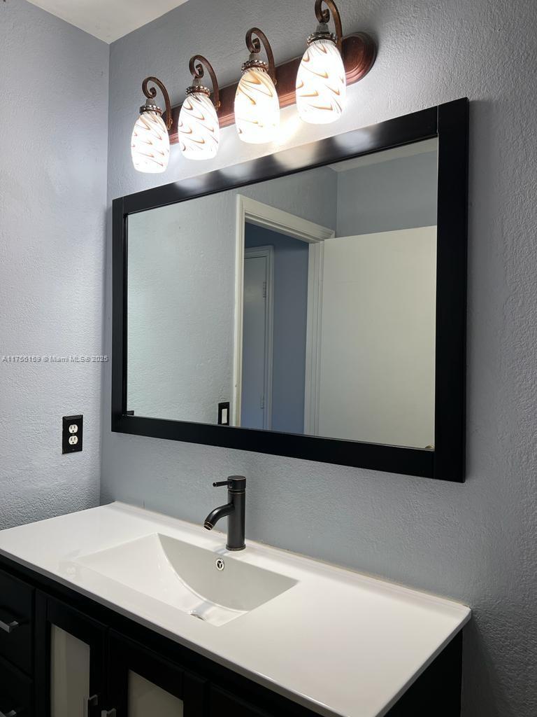 Picture of 1109 SW 44Th Way # 1109, Deerfield Beach FL 33442