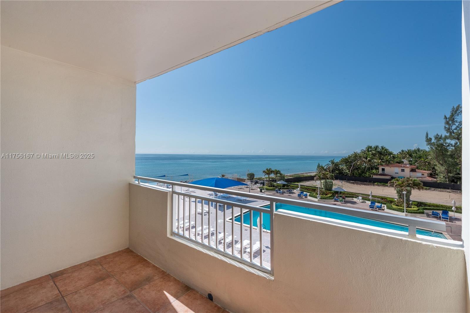 Picture of 3180 S Ocean Dr # 310, Hallandale Beach, FL 33009