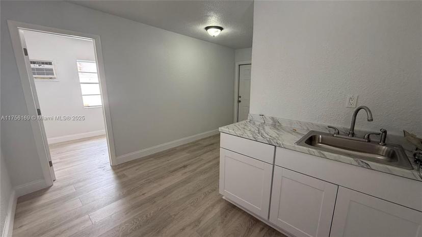 Picture of 10500 NW 32Nd Ct, Miami FL 33147