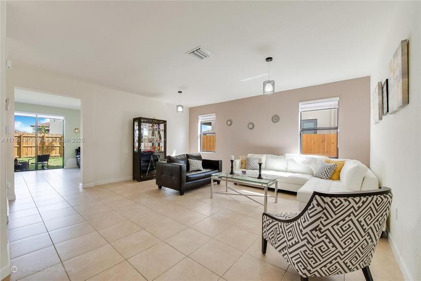 Picture of 11711 SW 254Th St, Homestead FL 33032