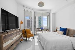 Picture of 851 NE 1St Ave # 3907, Miami, FL 33132