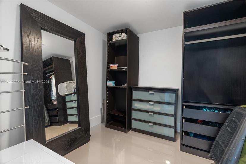 Picture of 6620 Indian Creek Dr # 605, Miami Beach FL 33141
