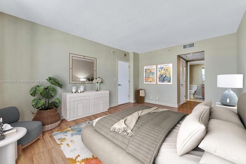 Picture of 401 69Th St # 713, Miami Beach FL 33141