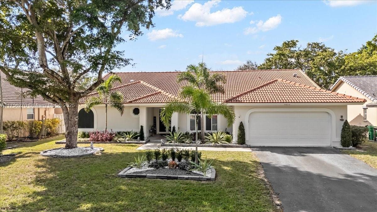 Picture of 4630 NW 100Th Way, Coral Springs, FL 33076