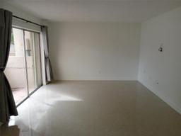 Picture of 7715 SW 86Th St # 110, Miami, FL 33143