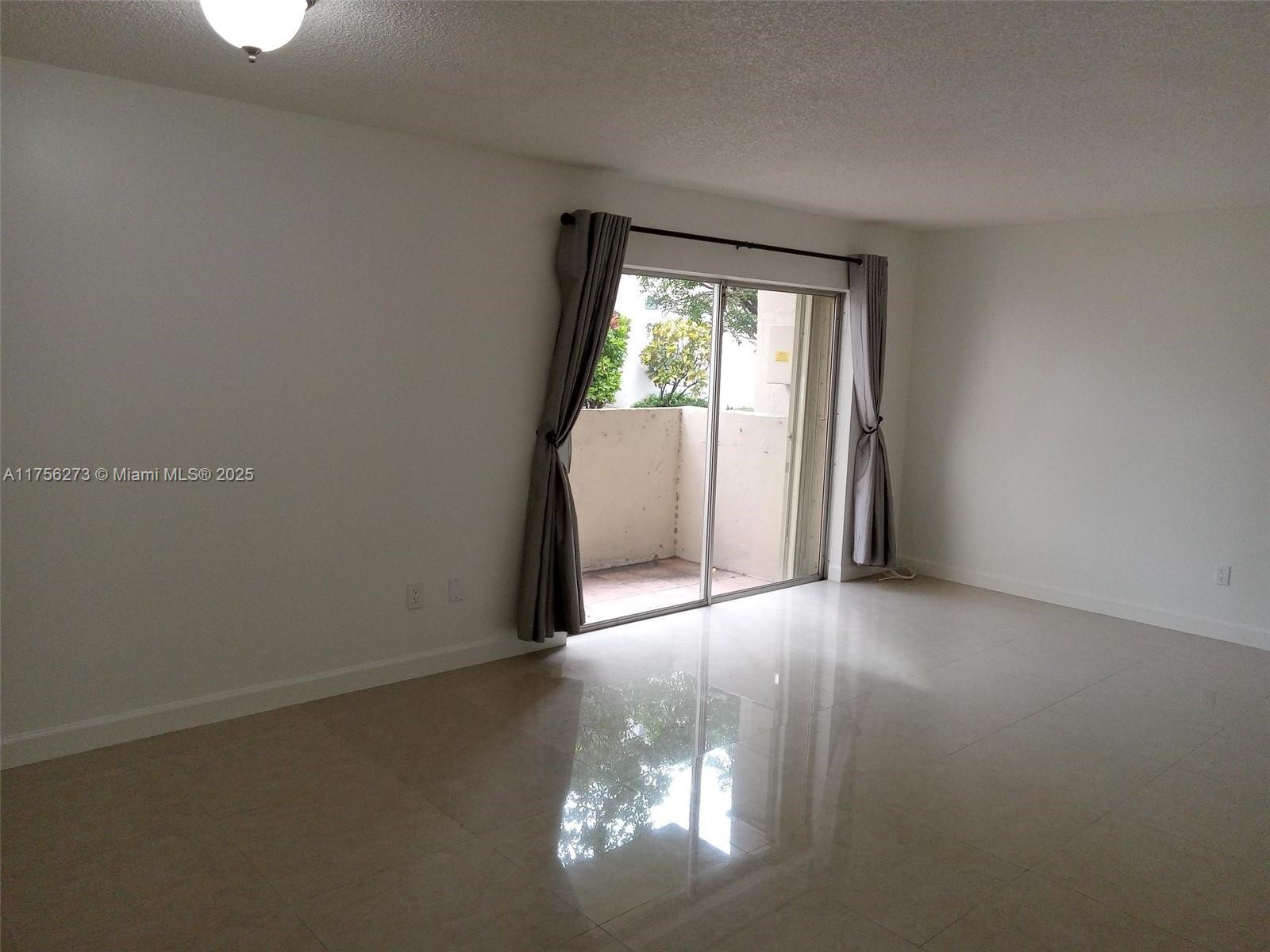 Picture of 7715 SW 86Th St # 110, Miami, FL 33143