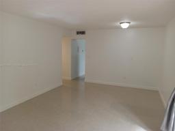 Picture of 7715 SW 86Th St # 110, Miami, FL 33143