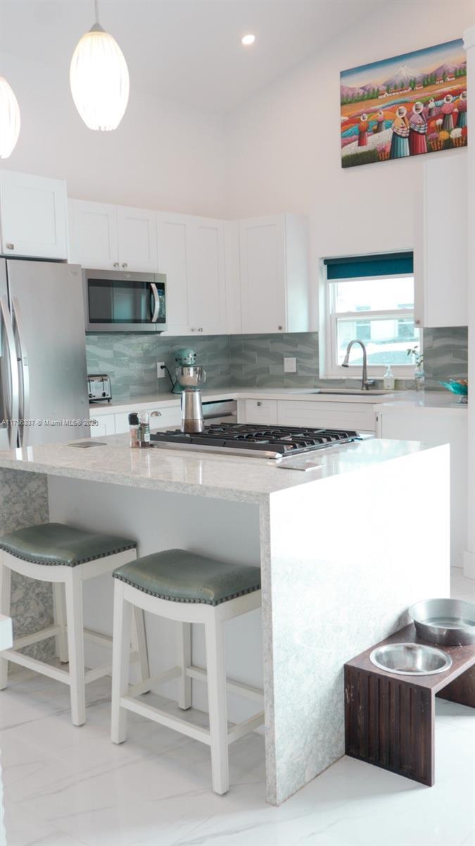 Picture of 213 Florida Ave, Coral Gables FL 33133