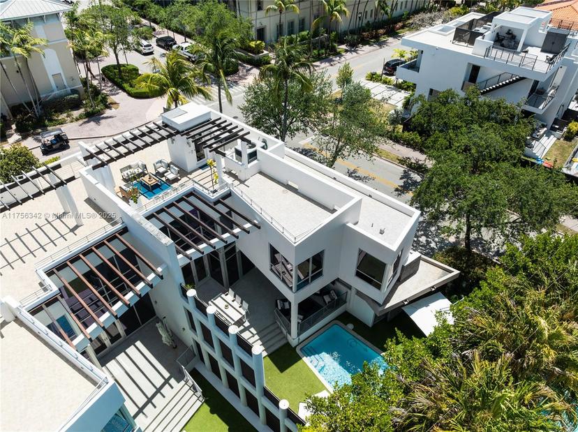 Picture of 548 Fernwood Rd # 548, Key Biscayne FL 33149