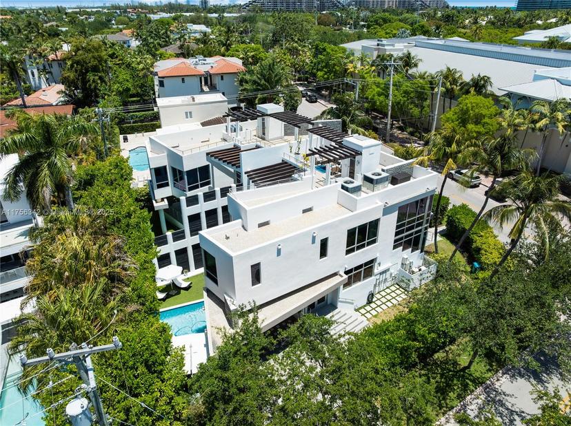 Picture of 548 Fernwood Rd # 548, Key Biscayne FL 33149