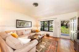Picture of 608 Navarre Ave, Coral Gables, FL 33134