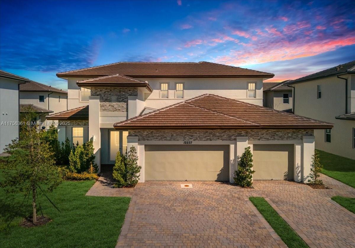 Picture of 12237 SW 43Rd Ct, Davie, FL 33330