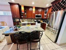 Picture of 7475 W 29Th Ln, Hialeah, FL 33018