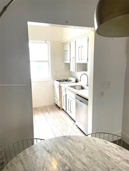 Picture of 821 Jefferson Ave # 4, Miami Beach, FL 33139