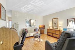 Picture of 17001 NE 13Th Ave # 308, Miami, FL 33162