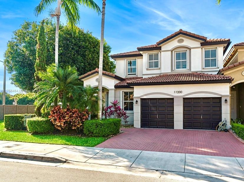 Picture of 11200 NW 74Th Ter, Doral FL 33178