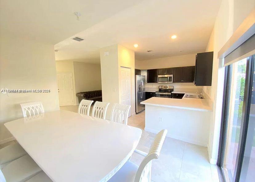 Picture of 97 SE 34Th Ter # 97, Homestead FL 33033