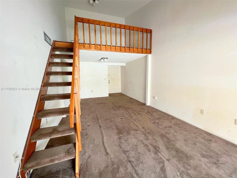 Picture of 10233 NW 9Th St Cir # 1, Miami FL 33172