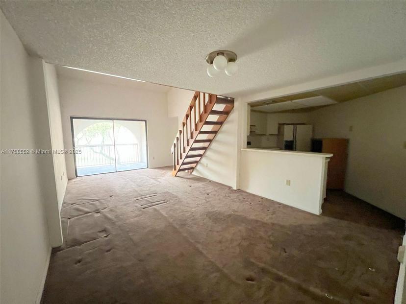 Picture of 10233 NW 9Th St Cir # 1, Miami FL 33172