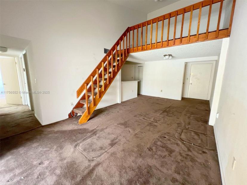 Picture of 10233 NW 9Th St Cir # 1, Miami FL 33172