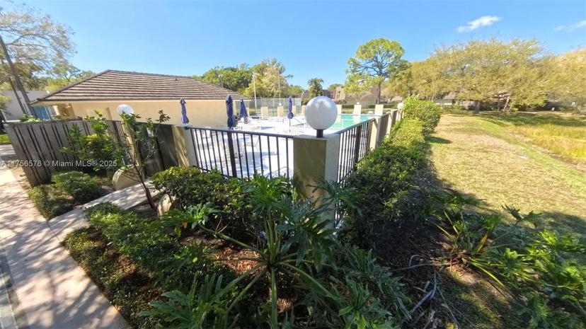 Picture of 615 6Th Ter, Palm Beach Gardens FL 33418