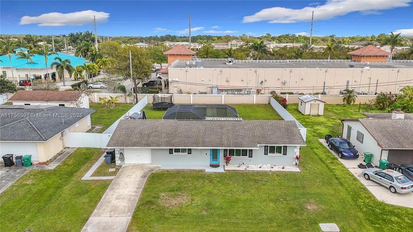 Picture of 1137 SE Petunia Ave, Port St. Lucie FL 34952