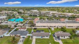 Picture of 1137 SE Petunia Ave, Port St. Lucie, FL 34952