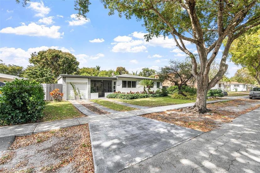 Picture of 12610 NE 1St Ct, North Miami FL 33161