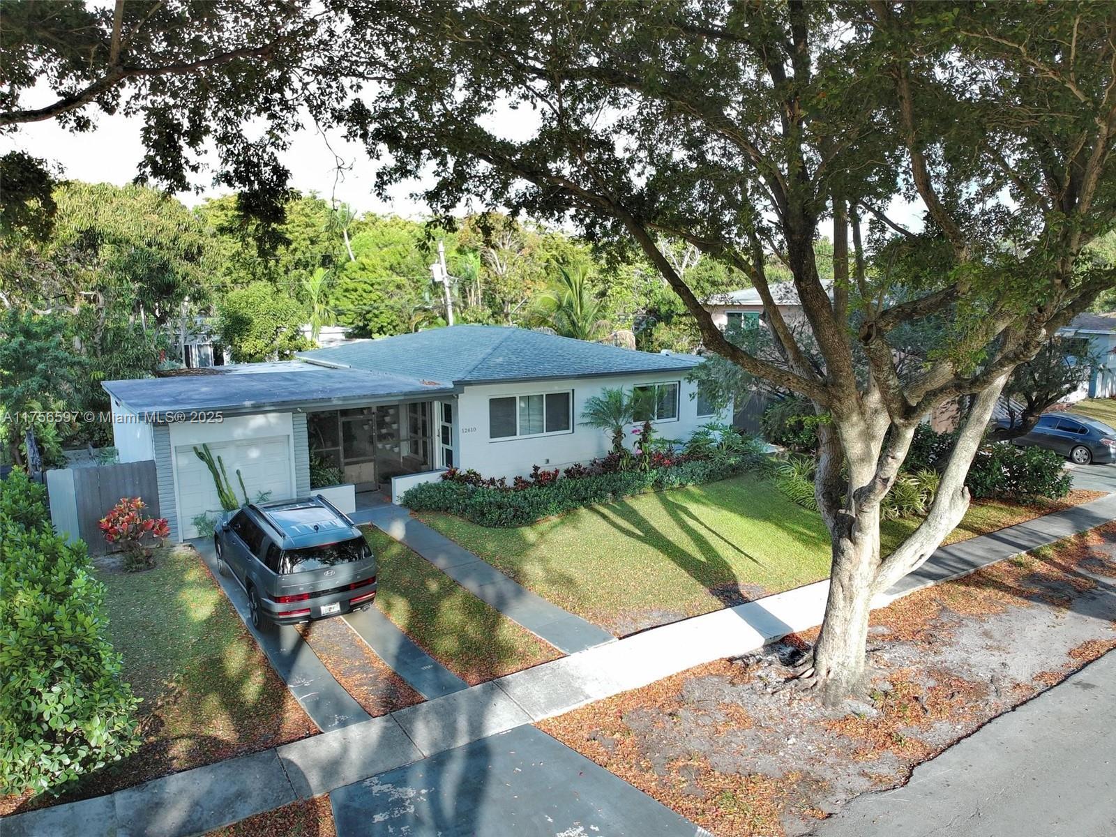 Picture of 12610 NE 1St Ct, North Miami, FL 33161