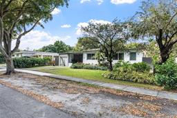 Picture of 12610 NE 1St Ct, North Miami, FL 33161
