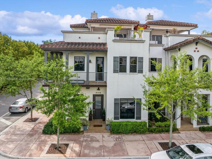 Picture of 8352 NW 52Nd Ter, Doral FL 33166